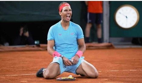 Rafael Nadal tras su triunfo sobre Novak Djokovic. (Foto: S. Boué/L'Équipe)