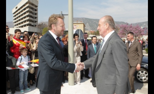 S.M. el Rey Juan Carlos en la inauguración oficial de la Plaza de España en Mostar (Bosnia-Herzegovina).
Foto: Casa Real 29.03.2012