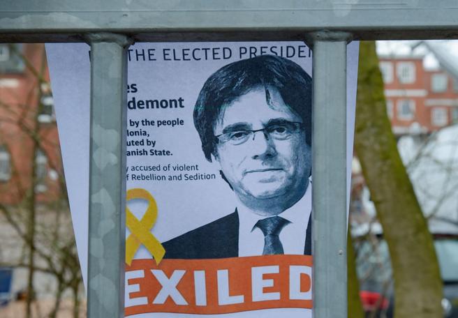 El golpista Puigdemont: la farsa que recorre Europa. (Daniel Reinhardt / AFP)