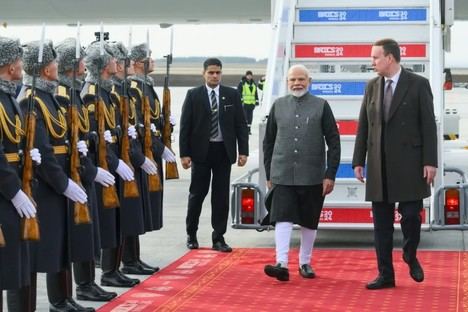 El mandatario hindú a su llegada a Rusia. (Foto: https://www.swissinfo.ch/spa/ afp_tickers).