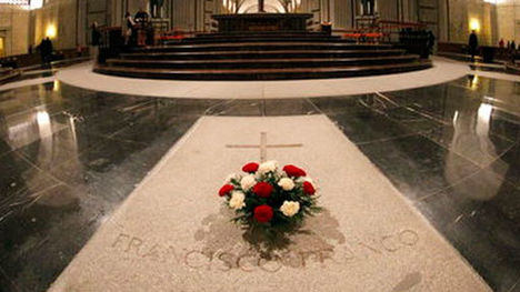 Sepulcro de Francisco Franco en la Basílica del Valle de los Caídos.