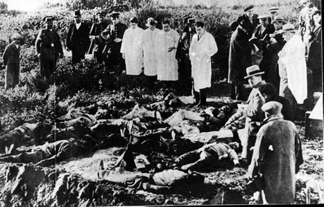La matanza de Casas Viejas (Cádiz) ordenada por las autoridades gubernativas republicanas en enero de 1933, y ejecutada por fuerzas de la Guardia de Asalto y la Guardia Civil. (Fotografía tomada poco después de los luctuosos hechos).