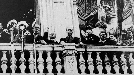 Lluis Companys declara el Estat Catalá en 1934. (Foto de archivo CORDON PRESS)