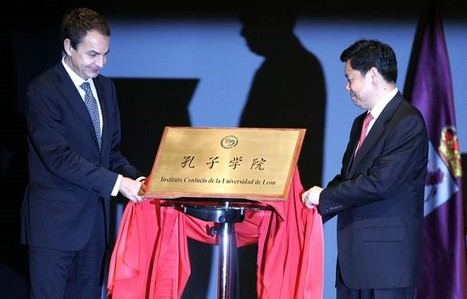 Rodríguez Zapatero inaugura en 2011 en León el sexto Instituto Confucio de España. (Foto: https://www.diariodeleon.es/).