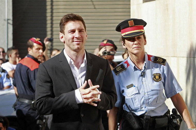 Lionel Messi en los juzgados de Gavá. (EFE / Marta Pérez)