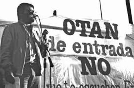 El PSOE (Felipe González) defendiendo el NO a la OTAN en 1981, desde la oposición. Foto: www.ctxt.es