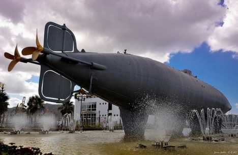 El submarino de Isaac Peral, en el Museo Naval de Cartagena (España).