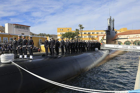 El submarino S-81 'Isaac Peral' en la Base Naval de Canarias. (Foto: https://formacioneureka.com/).