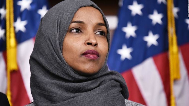 Ilhan Omar, diputada por Minnesota en el Congreso de los Estados Unidos. (Foto: https://cnnespanol.cnn.com/ Win McNamee).