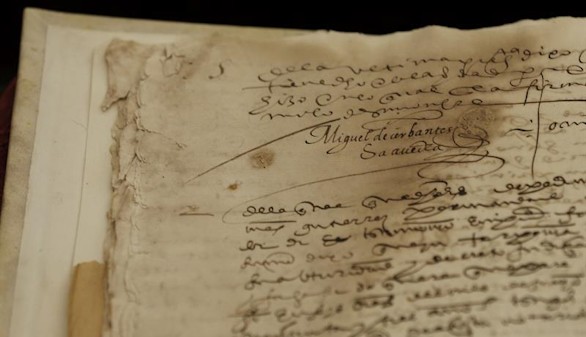 La Universidad de Sevilla encuentra dos firmas perdidas de Miguel de Cervantes