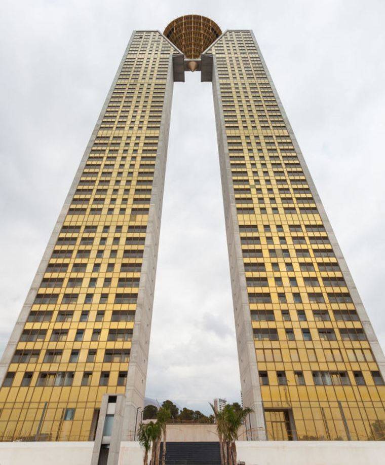 Edificio InTempo, en Benidorm (Foto: Diego Delso)