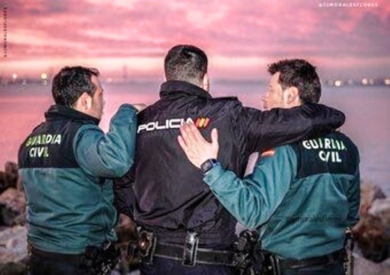 Agentes de la Guardia Civil y de la Policía Nacional