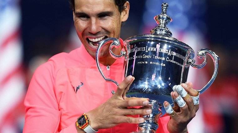 RAFAEL NADAL CELEBRANDO
 SU VICTORIA (IMAGEN: SN / APA / AFP / JEWEL SAMAD)