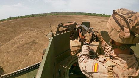 Foto de archivo de un militar español en su despliegue en Mali. (https://www.vozpopuli.com/espana/).