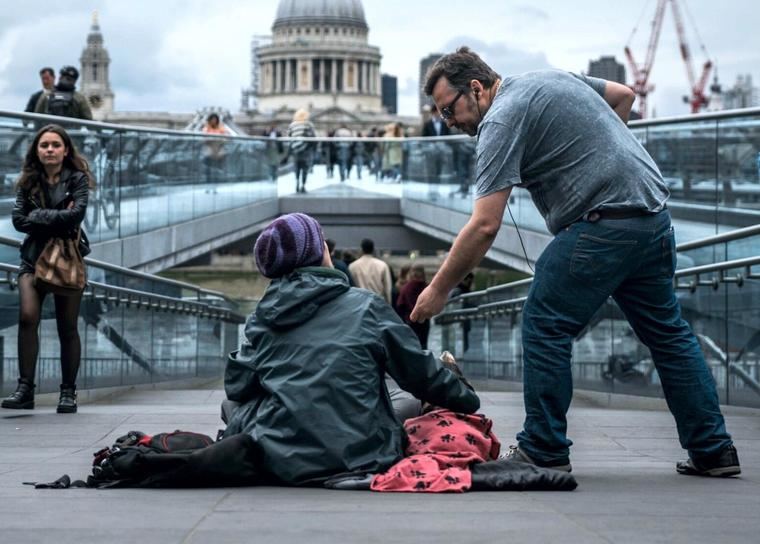 (https://ethic.es/progreso-mejor-mundos-posibles)